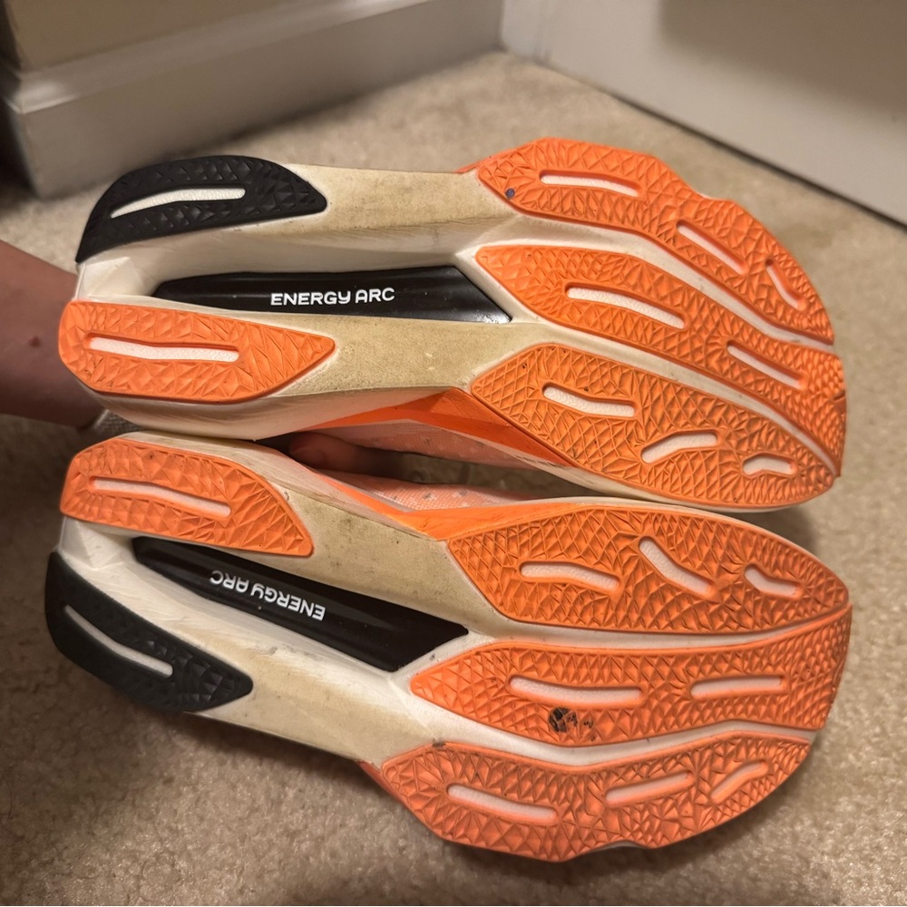 Like New-New Balance FuelCell SuperComp Elite v4 - White /Angora - Picture 4 of 4